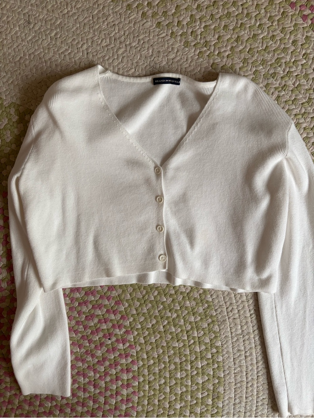 Brandy Melville White Cropped V-Neck Long Sleeve Cardigan